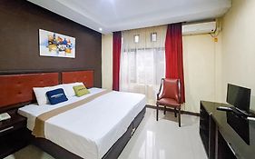 Urbanview Hotel Gumilang Puncak